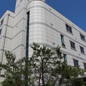 *** Hotel Parkwood Airport Corea del Sud