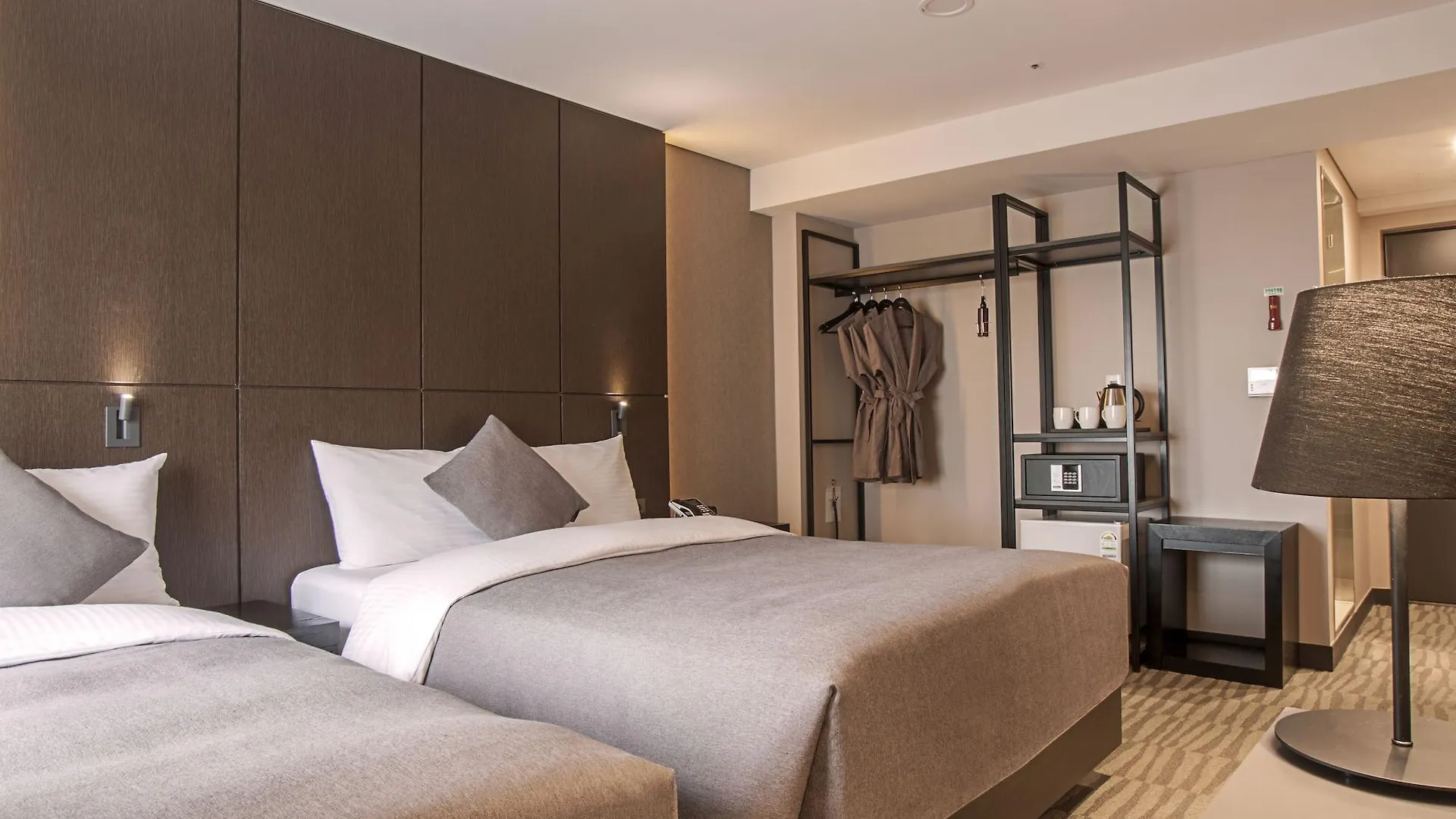 Hotel Foret Premier Nampo Ciudad Metropolitana de Ciudad Metropolitana de Busan 3*,