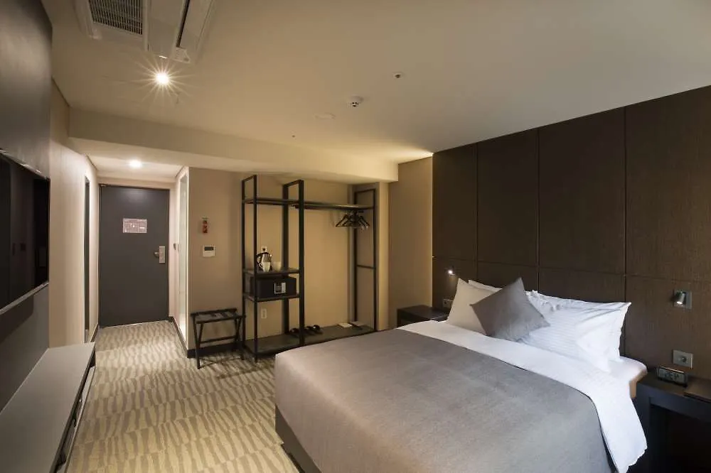 Hotel Foret Premier Nampo Ciudad Metropolitana de Ciudad Metropolitana de Busan 3*,  Corea del Sur